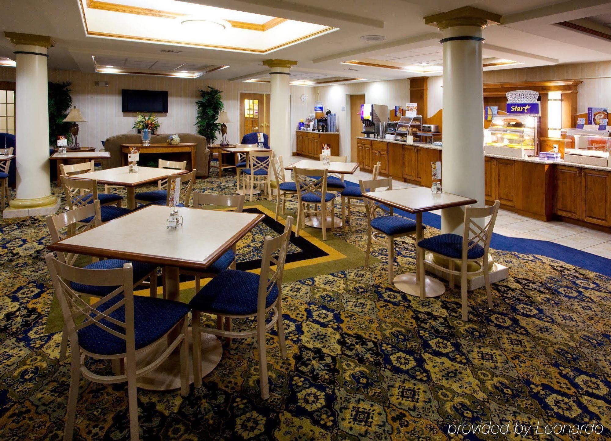 杰克逊布朗特岛快捷假日&套房酒店 傑克遜維爾 餐厅 照片